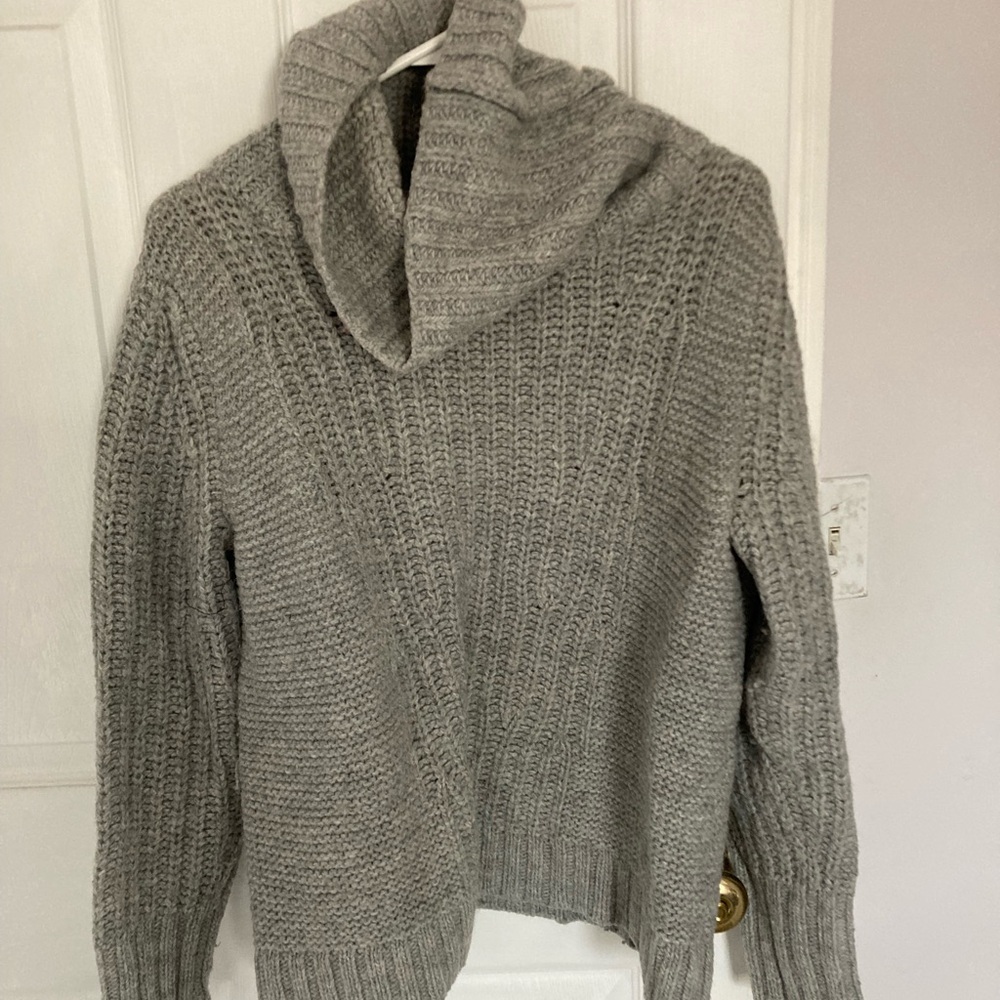 Banana Republic chunky turtleneck BUNDLE (2 sweaters!!!)
